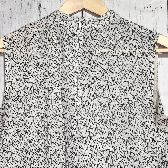 St. John Heart Georgette Print Silk Bow tie Blouse Top Size 6 - - Picture 4 of 8